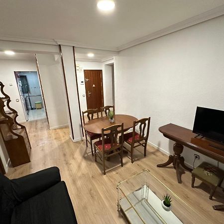 Licenciado Vidriera Apartamento Madrid Exterior foto